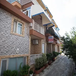 Aris-marie , Réthymnon Grèce